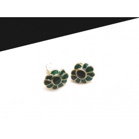 Cercei clips floare verde smarald cu 9 petale inegale